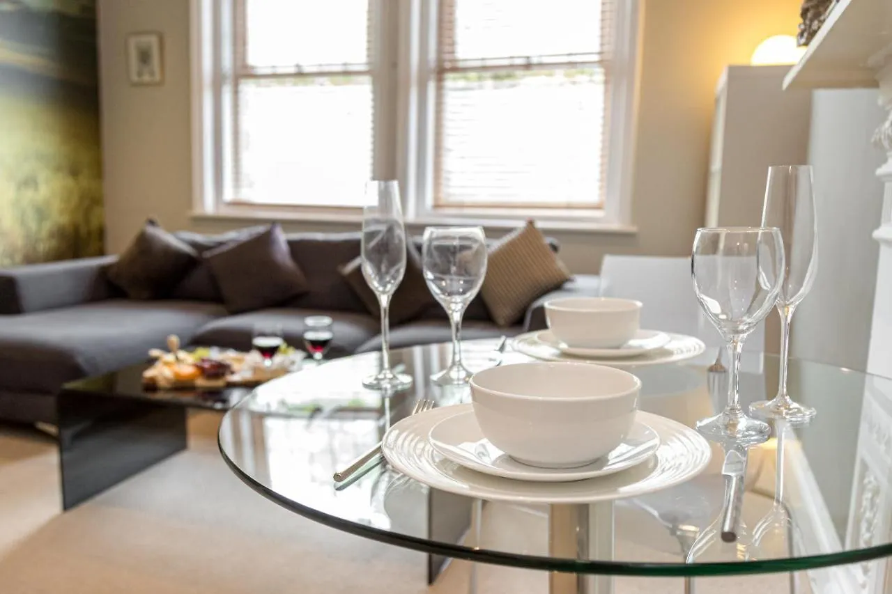 Cosy Urban Oasis - Quirky 2-Bed Town Centre Apartment Bournemouth United Kingdom
