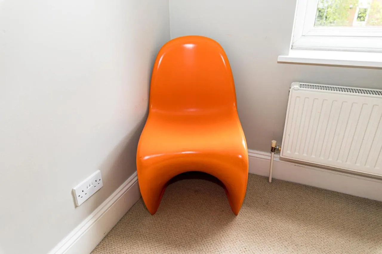 Cosy Urban Oasis - Quirky 2-Bed Town Centre Apartment Bournemouth United Kingdom